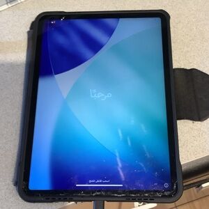 Apple IPad- Pro 3rd generation 11 inch - cracked screen